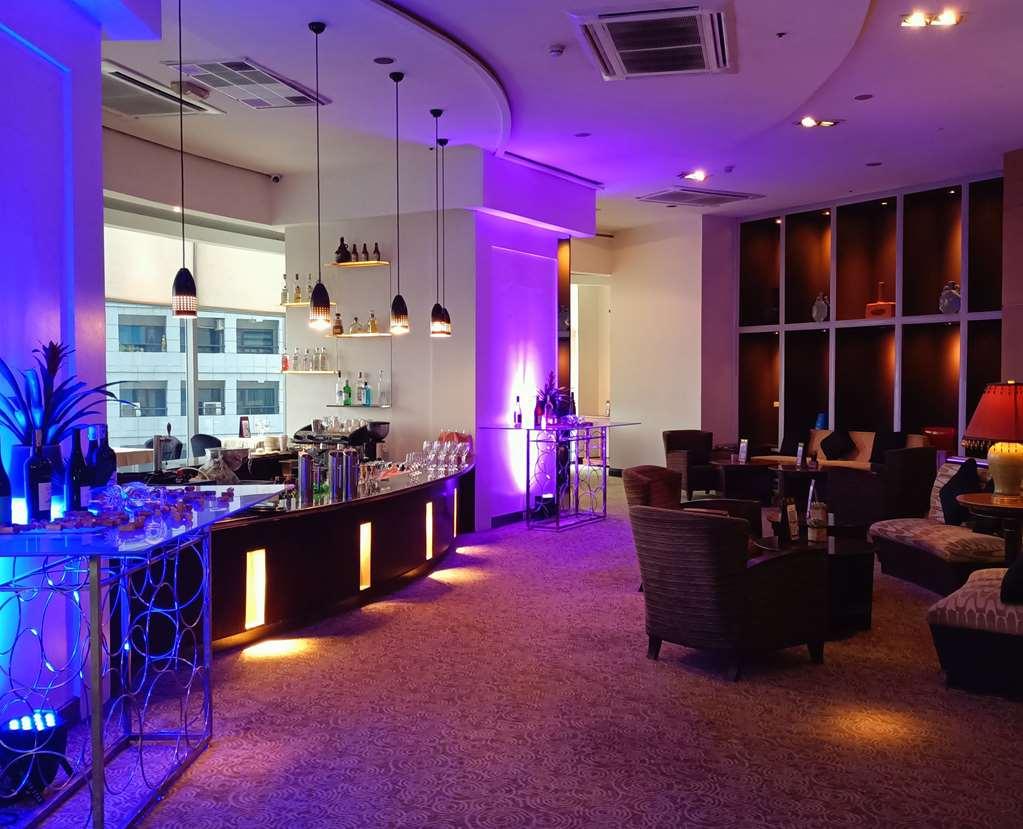 Discovery Suites Manila, Philippines Pasig City Nhà hàng bức ảnh